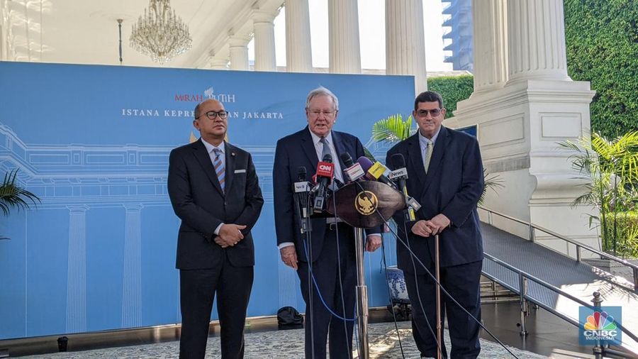 Bos Forbes di Istana